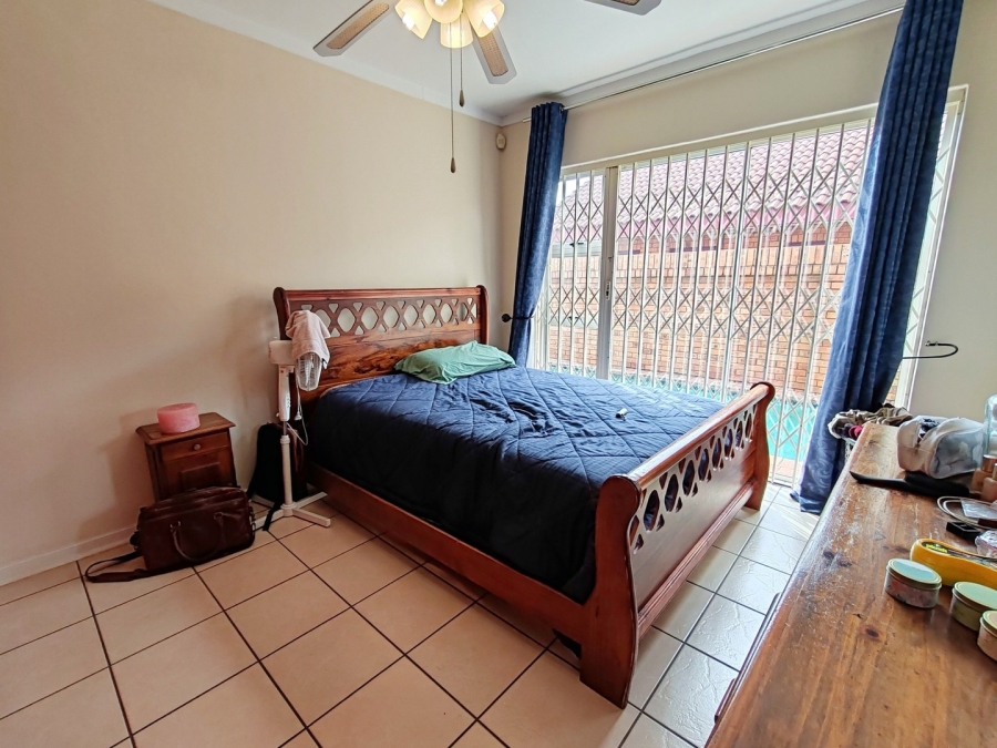 3 Bedroom Property for Sale in Van Der Hoff Park North West
